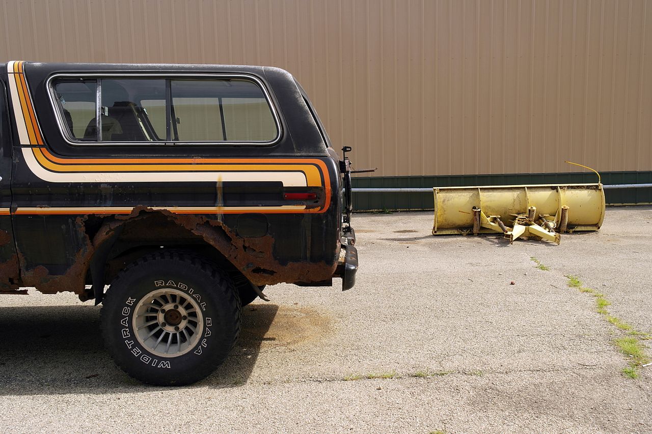 Ford_Bronco_and_Snow_Plow_7399958700 Conduite intérieure