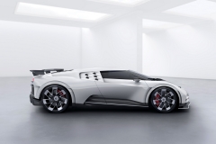 New-2019-Bugatti-Centodieci_4