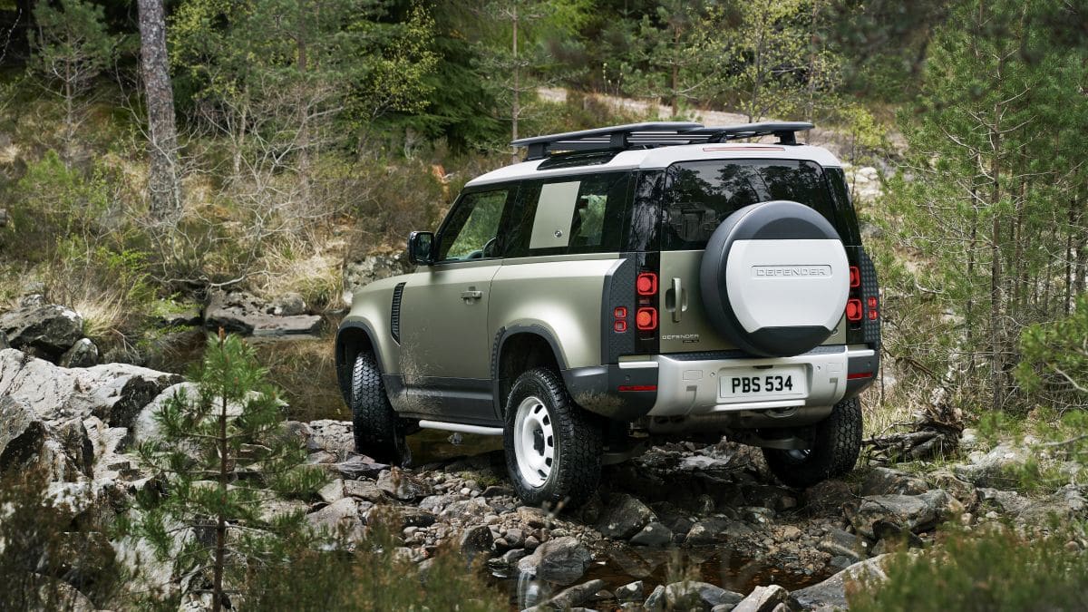 land_rover_defender_90_d240_se_explorer_pack_9