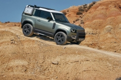 Land-Rover-Defender-90-2020-motorpoint10
