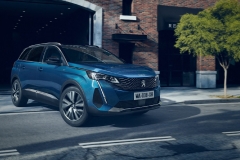 PEUGEOT_5008_2009RC_005