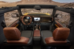 Bronco_2dr_Interior_3