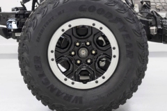 2021 Bronco chassis and powertrain with Sasquatch Package featuring 17-inch high-gloss black aluminum alloy wheels, warm alloy beauty ring and beadlock-capable 35-inch LT315/70R17 mud-terrain tires.