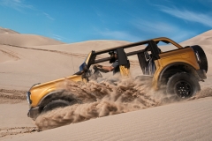 u725_fna_shot_024_49860_ext_profile_action_glamis_dunes