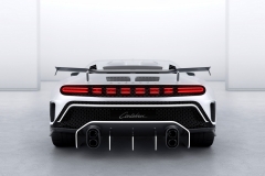 New-2019-Bugatti-Centodieci_7