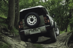 2020-Land-Rover-Defender-Reveal-2019-Frankfurt-Motor-Show-08