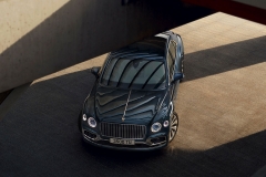 01-bentley-nw-flying-spur-profile-with-meteor-paint-static-overhead-shot-1400x700