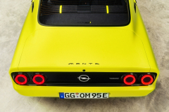 S1-opel-devoile-les-premieres-images-de-la-manta-electrique-673151