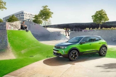 opel-mokka-e-la-nouvelle-generation-du-suv-urbain-en-100-electrique_HD_1