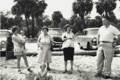 2011_NYR_02512_0500_000robert_frank_myrtle_beach_sc_1955