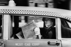 legendary-documentary-photographer-robert-frank-passed-away-exibart-street-photography-16