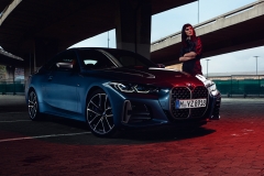 bmw-4-series-m440i-coupe-highlights-mg-exterior-interior-desktop-02