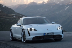 Porsche-Taycan-2020-1024-02