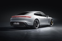 Porsche_Taycan_2019_6eb7c-1800-1200