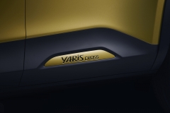 toyota-yaris-cross-1280x853-badge